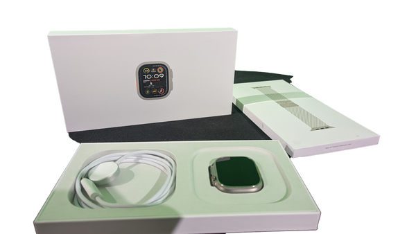 Apple Watch Ultra 2 Titanium (GPS + Cellular) 49mm - Med. Milanese Loop Band